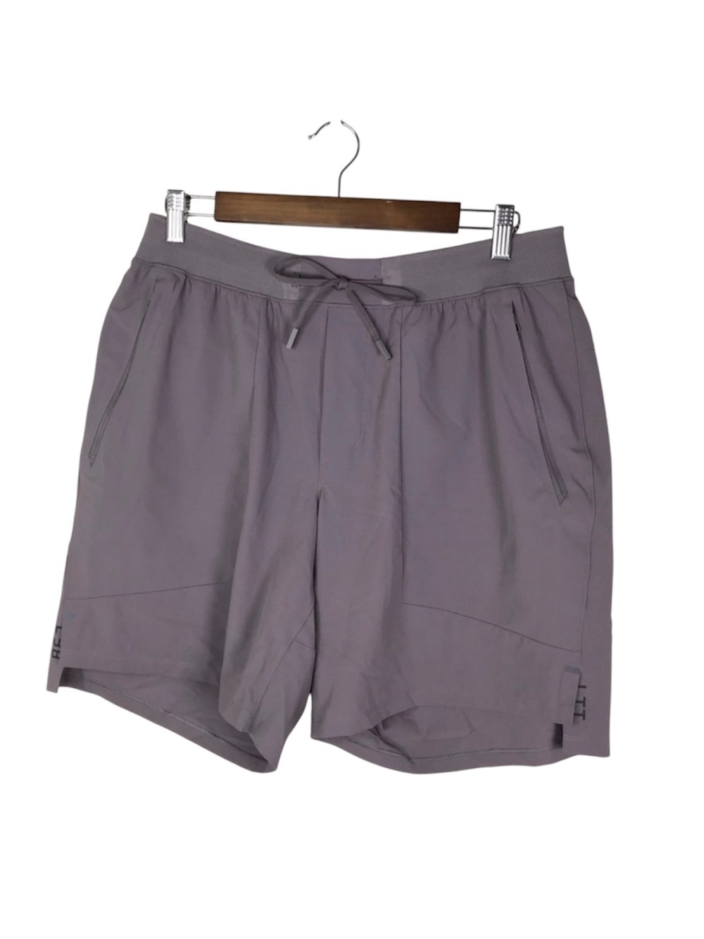 Lululemon License to Train Linerless Short Size Large.